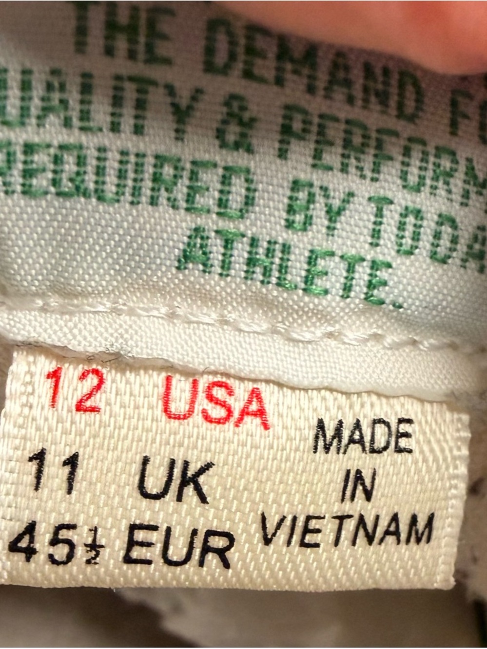 Reebok Men’s Size 12 Vintage White Leather with Green Logo Accent Sneakers - Picture 7 of 9